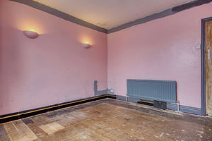 Lounge- click for photo gallery